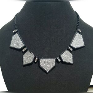 🆕️ NWOT Express Silver and Black Sparkle Statement Necklace